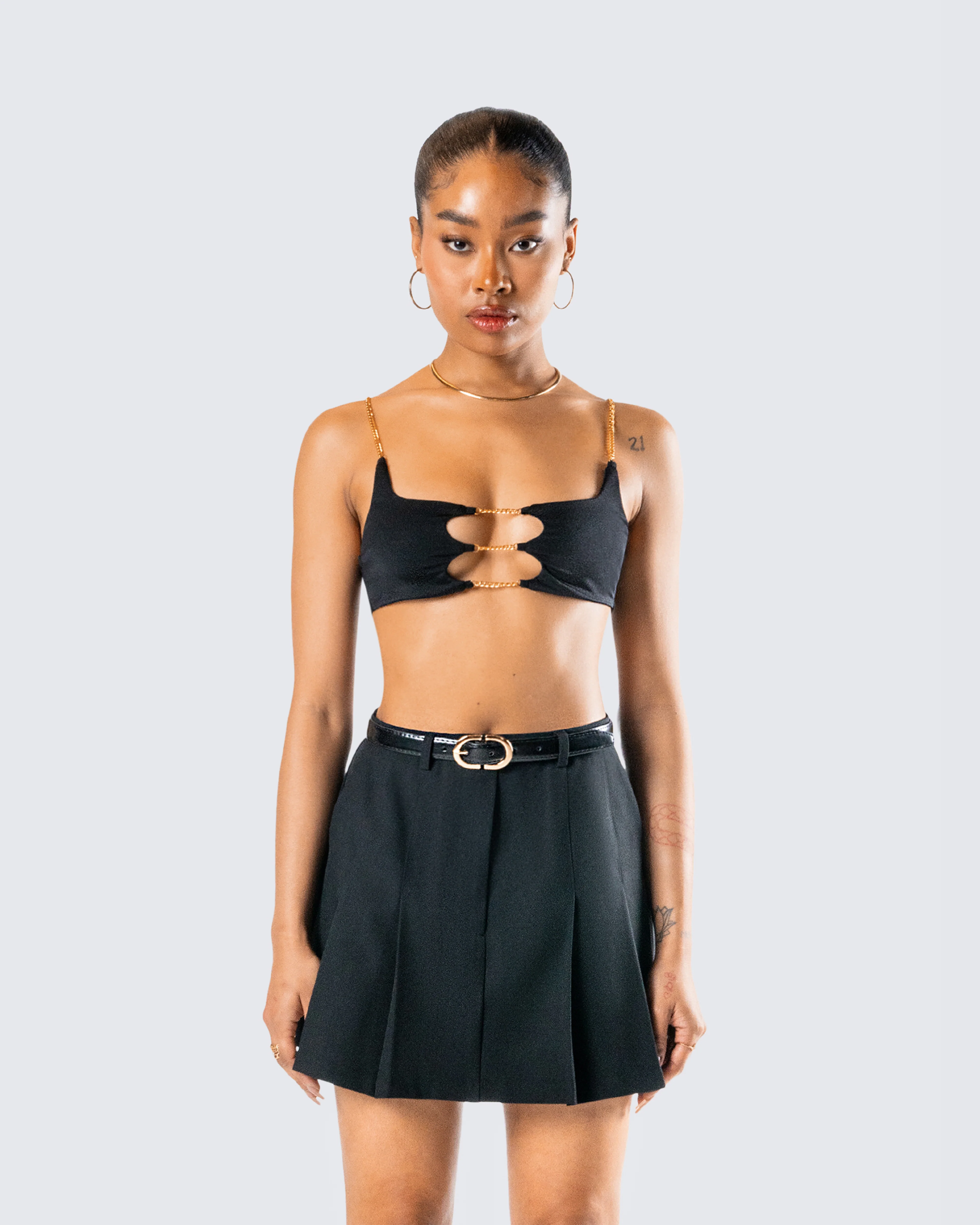 Amari Black Chain Cropped Top - Image 4