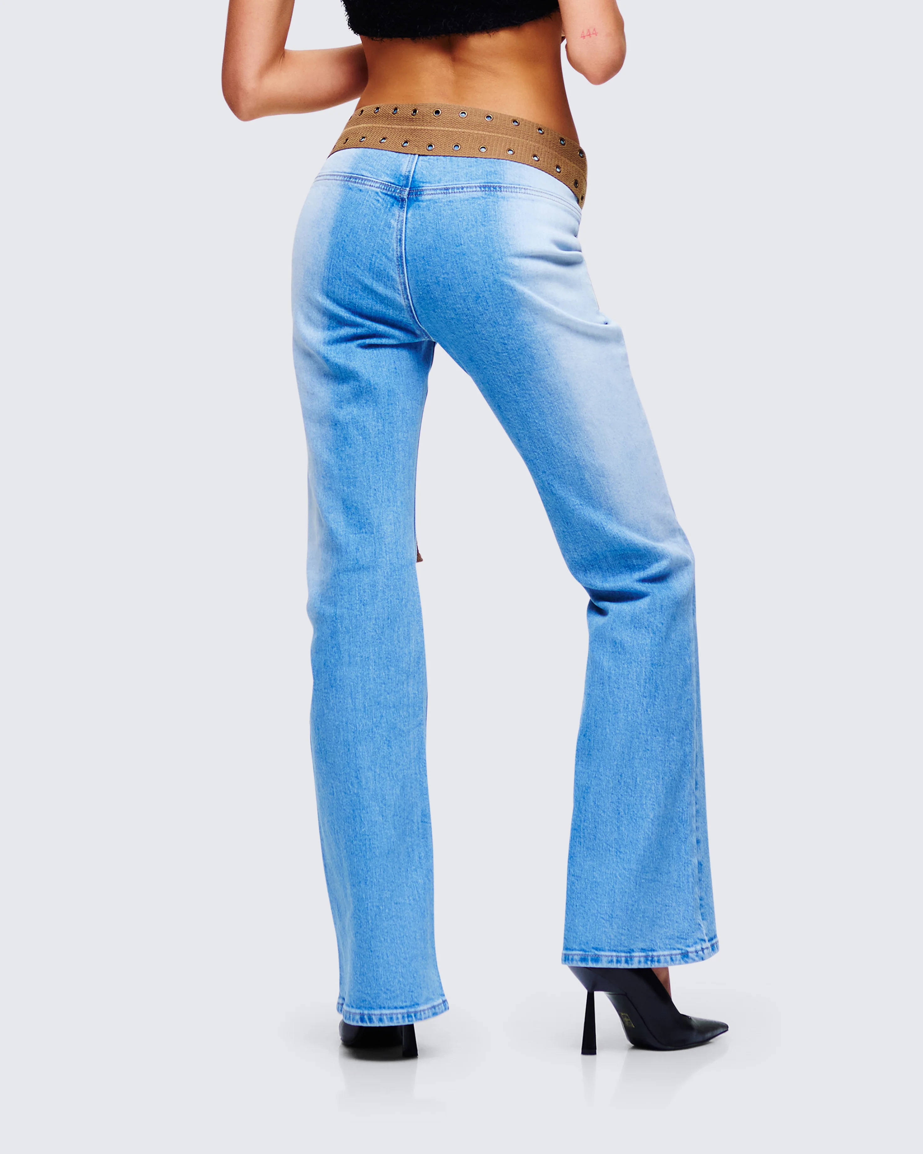Ara Blue Belted Low Rise Jean - Image 6