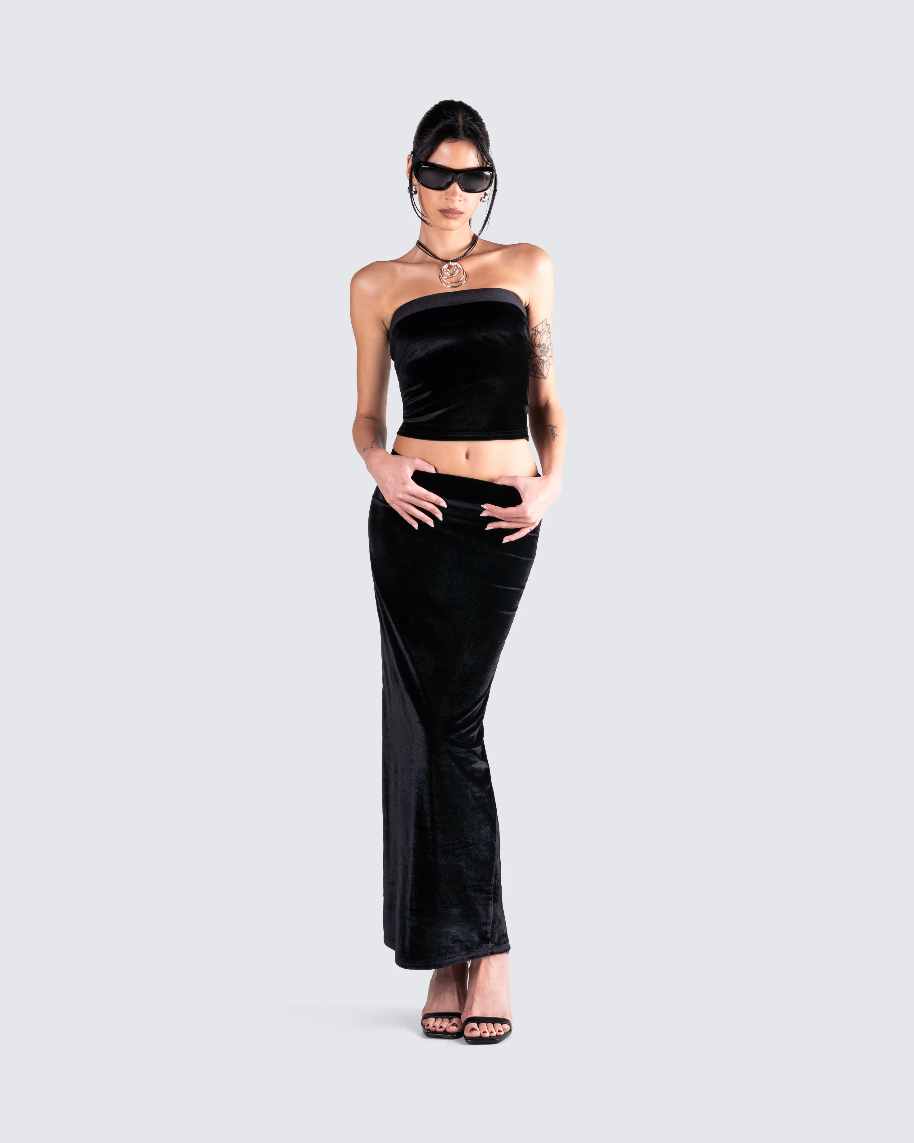 Ayla Black Velvet Maxi Skirt - Image 8