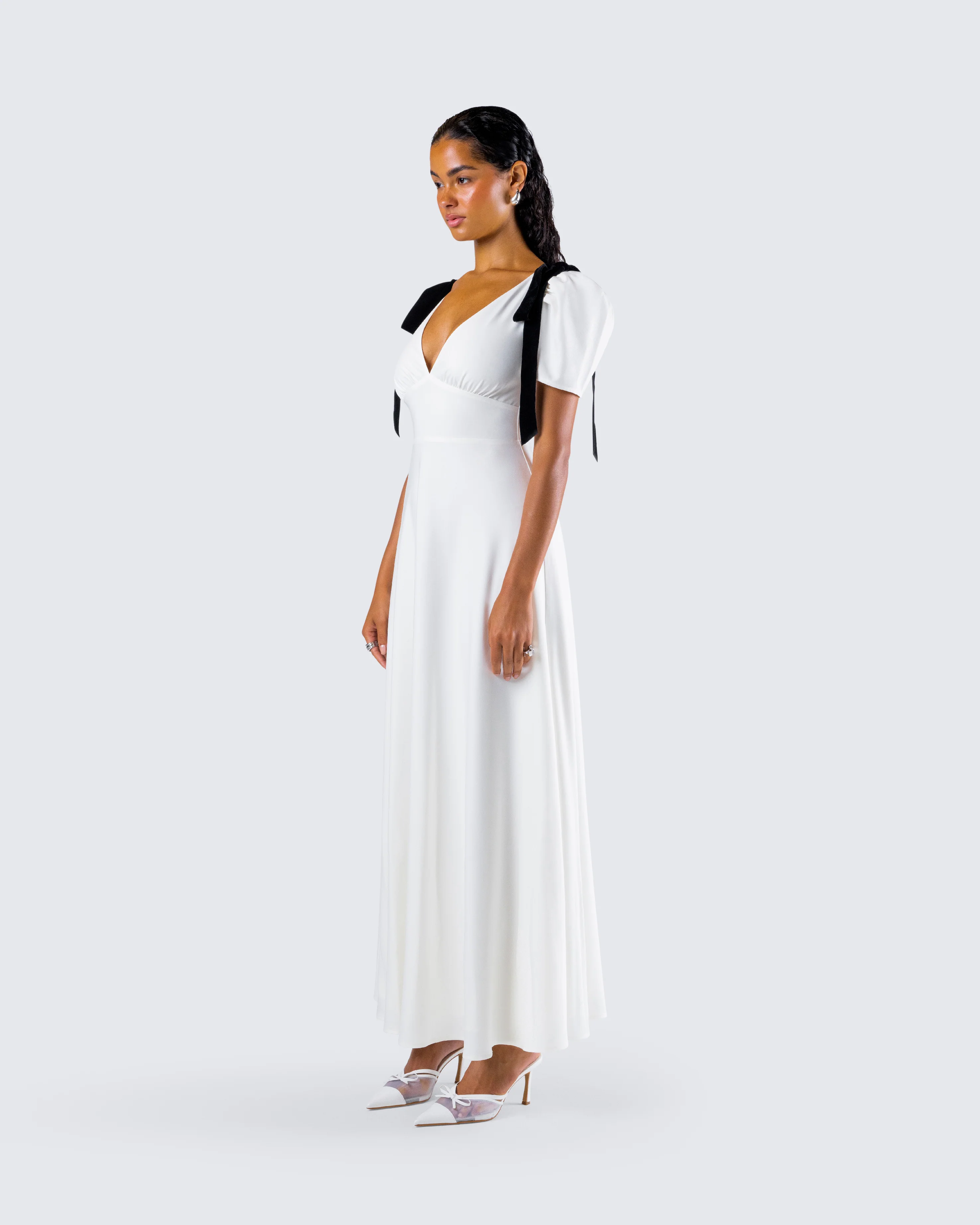 Braelyn White Maxi Dress - Image 5