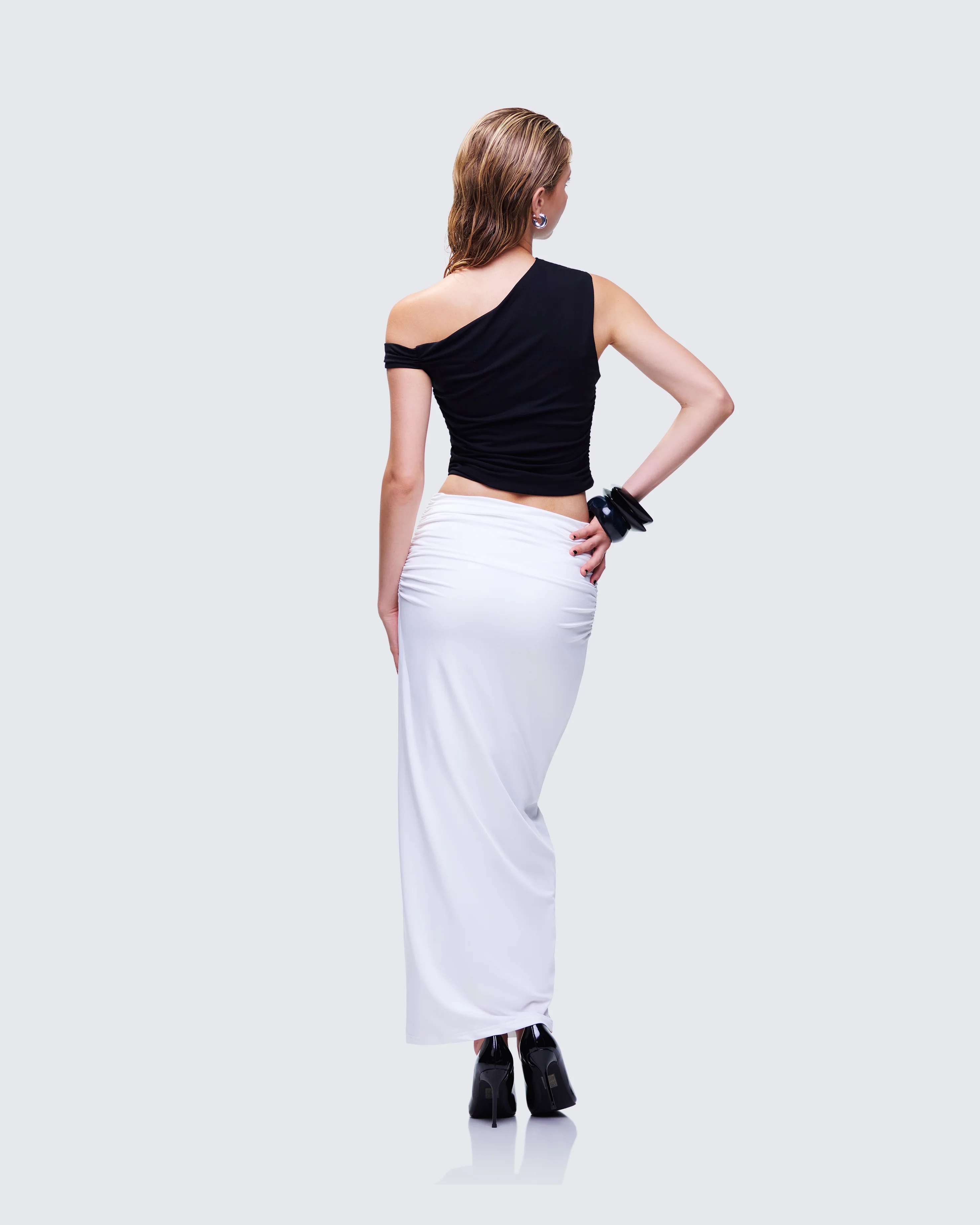 Eirene Asymmetrical Set - Image 5