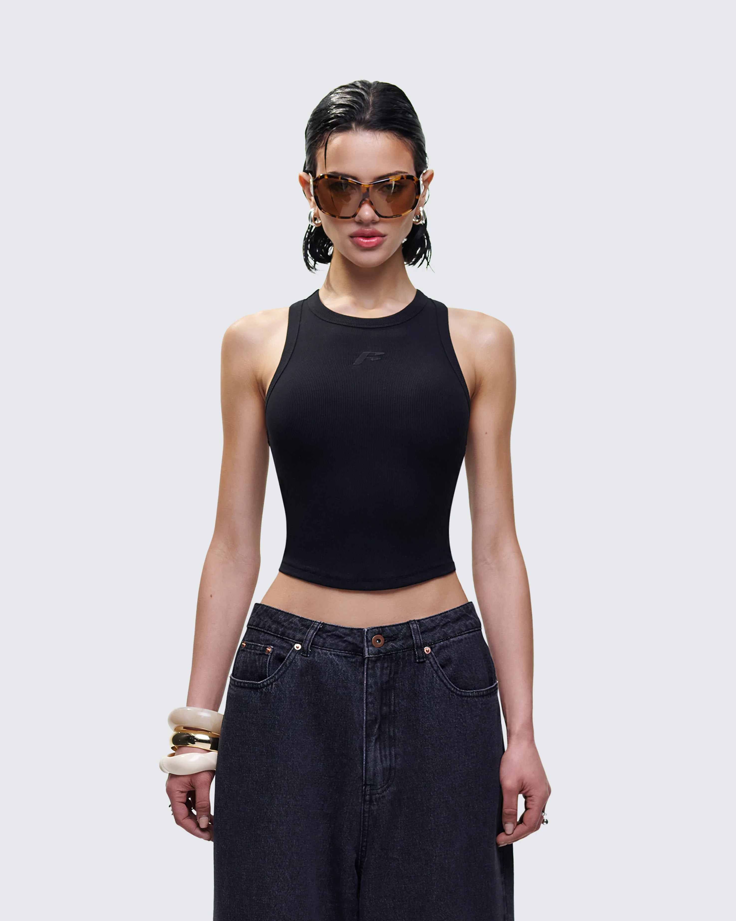 Enid Black Scoop Hem Tank Top - Image 2
