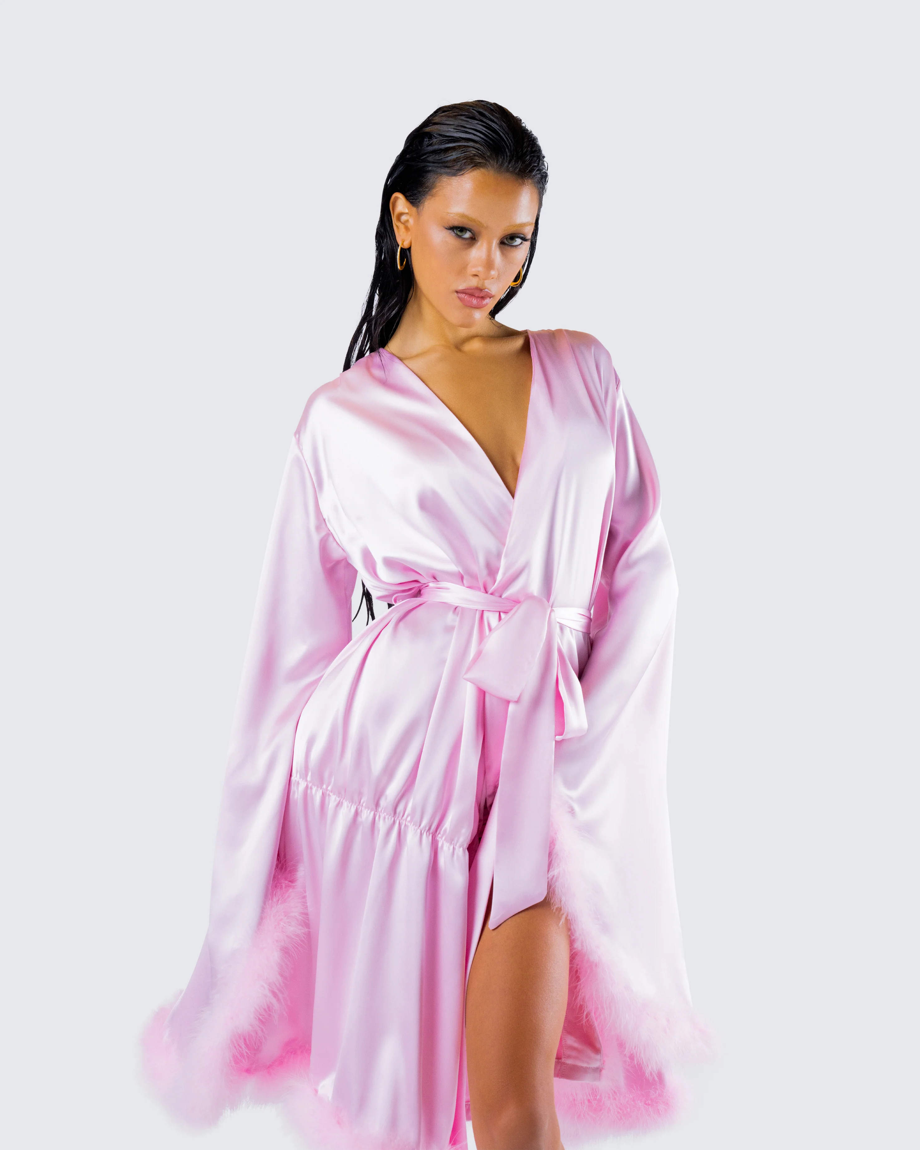 Evalie Pink Feather Trim Robe - Image 9