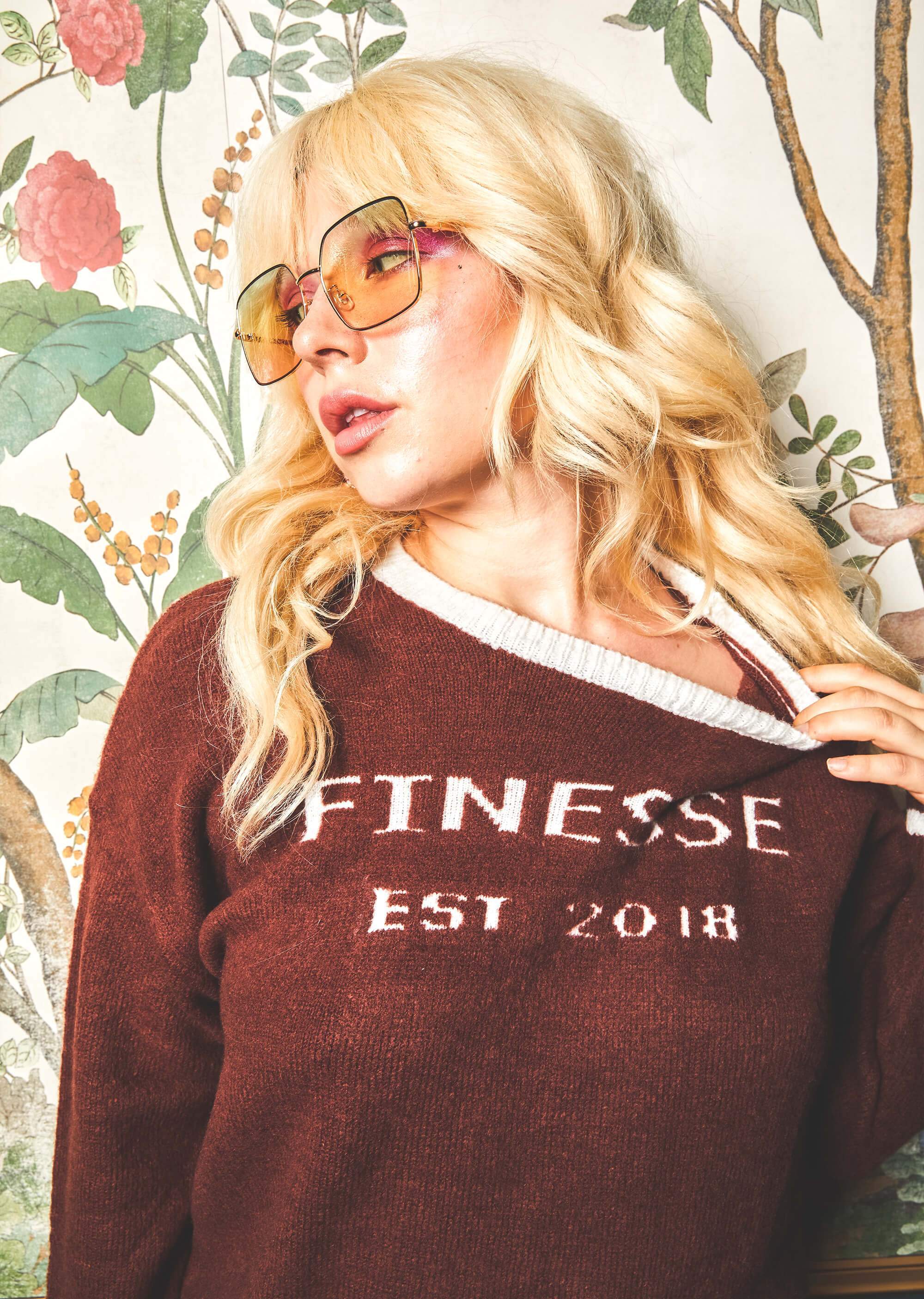 Jada Finesse Logo Sweater - Image 6