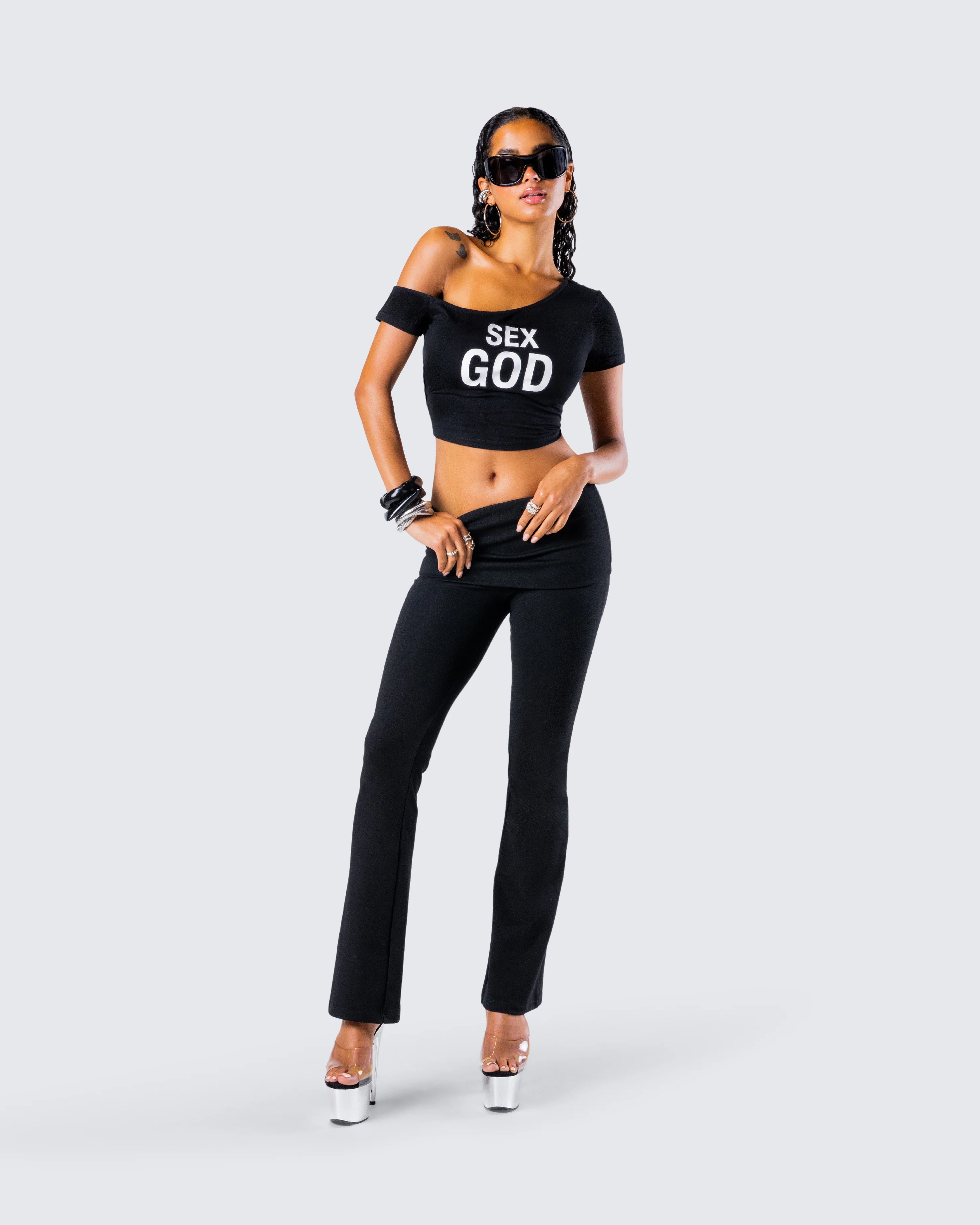 Karen Black Jersey Graphic Top - Image 9