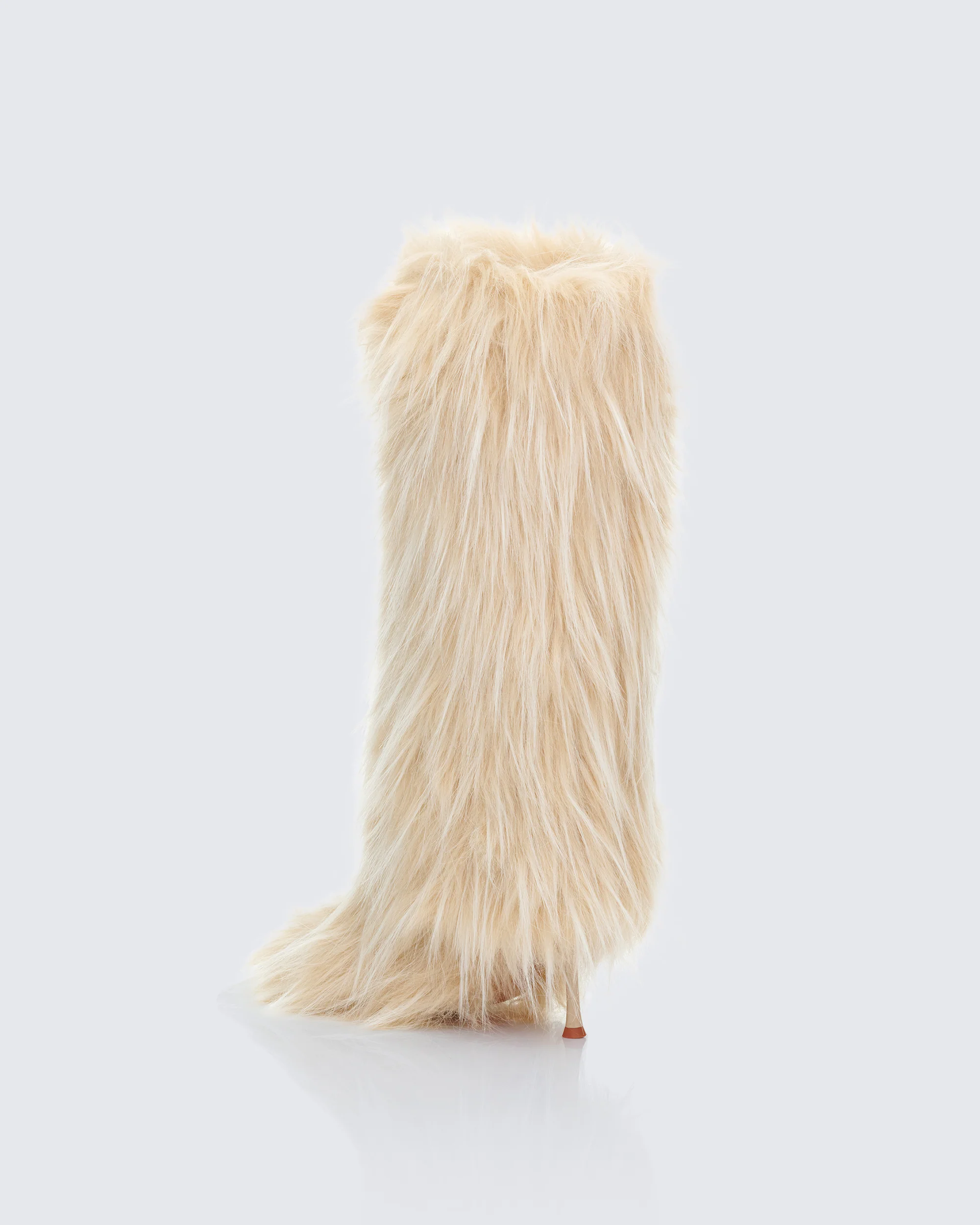 Kendall Off White Fur XXL Yetti Heeled Boot - Image 3