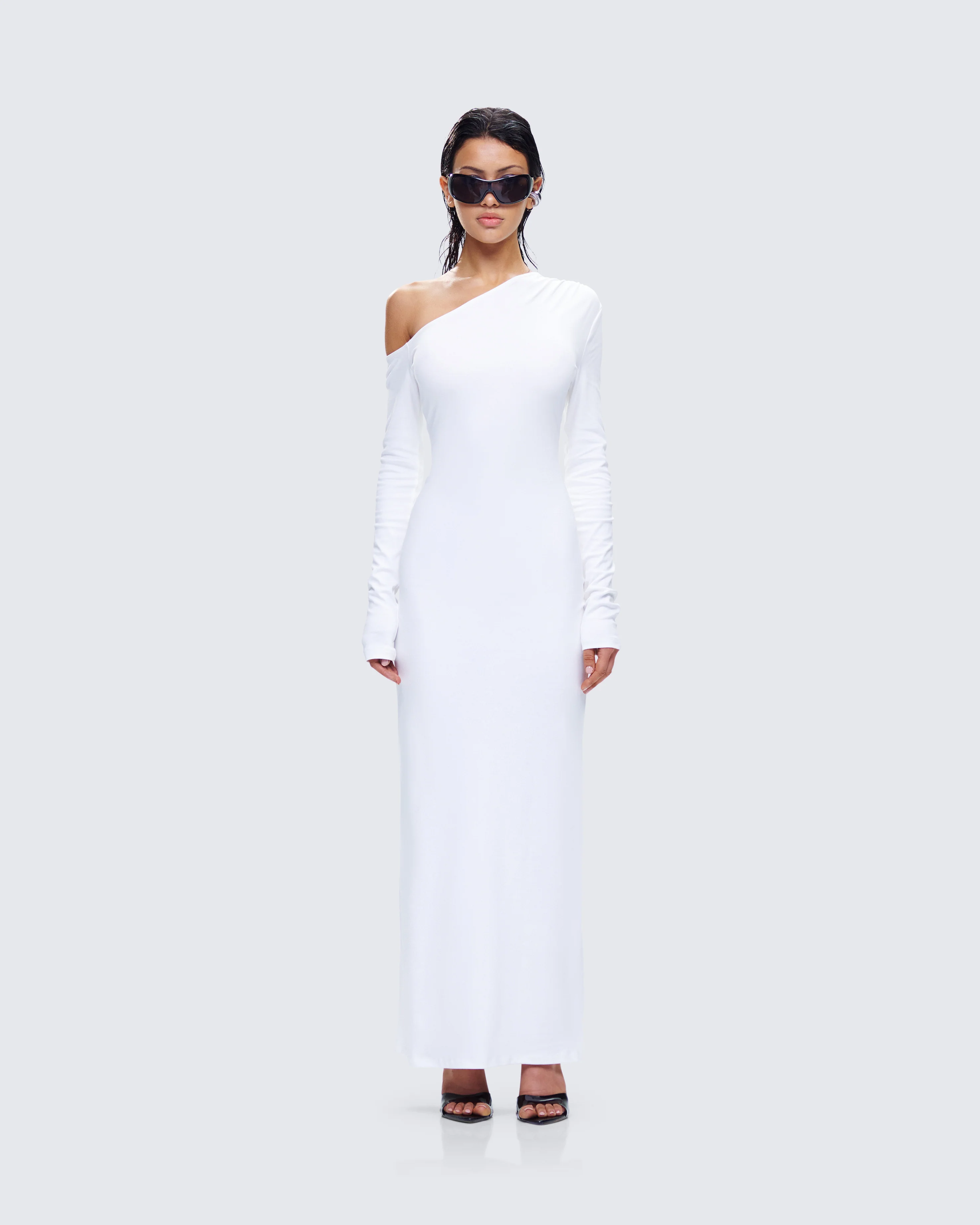 Kiandra White Off Shoulder Maxi Dress - Image 4
