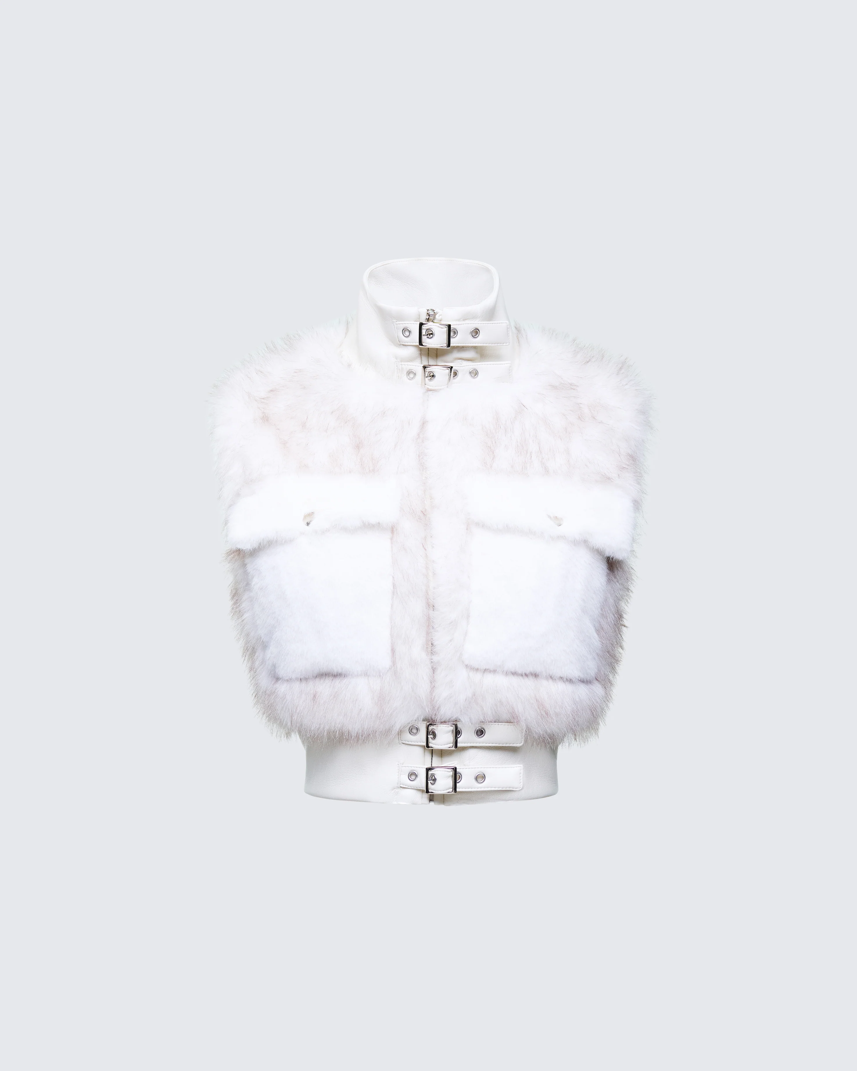 Larina White Fur Set  - Image 4