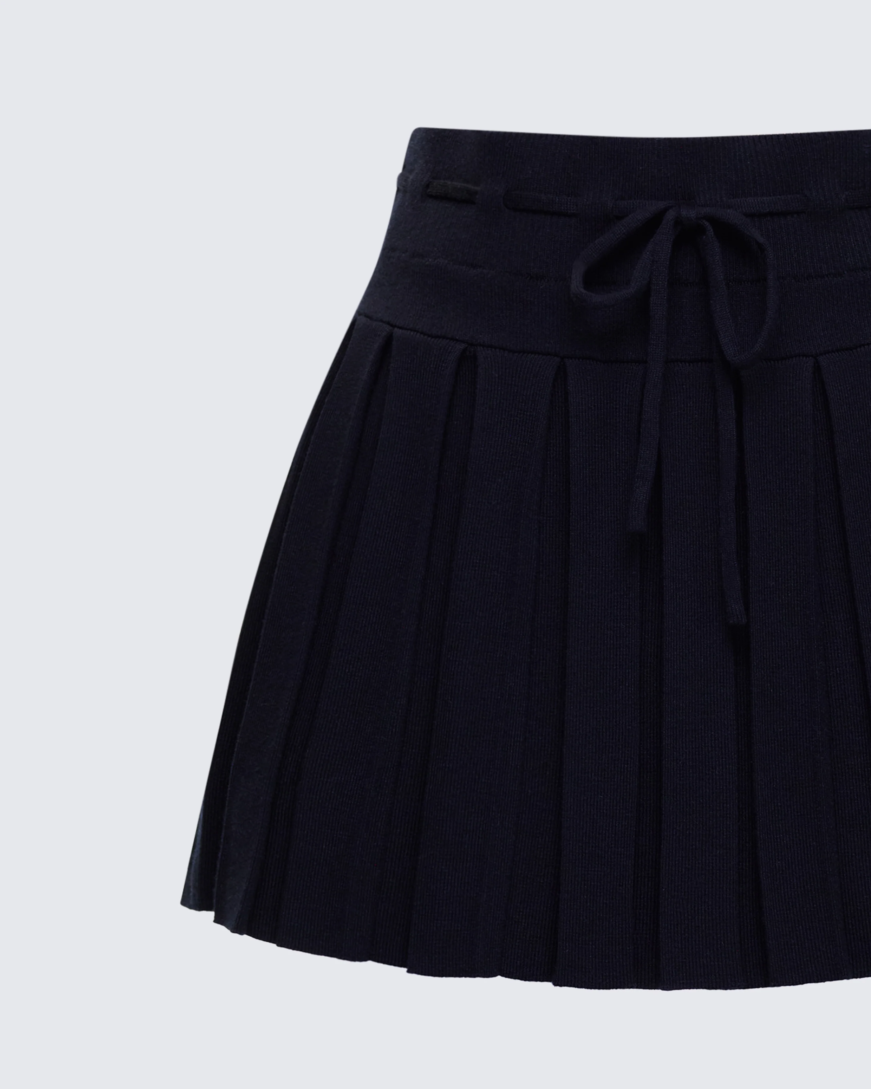Lucien Black Ribbon Path Knitted Pleated Skirt - Image 6