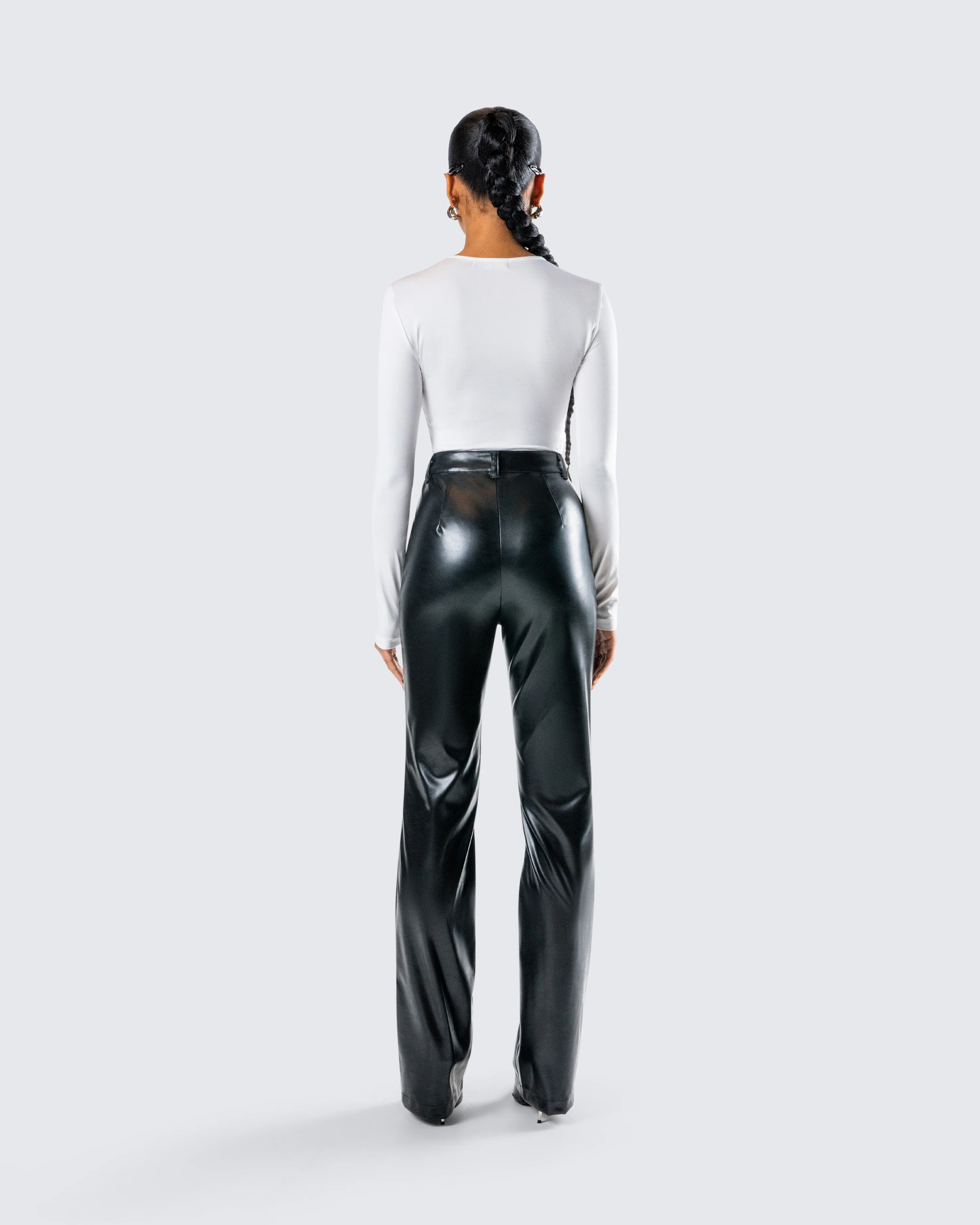 Mari Chic Set - Image 7