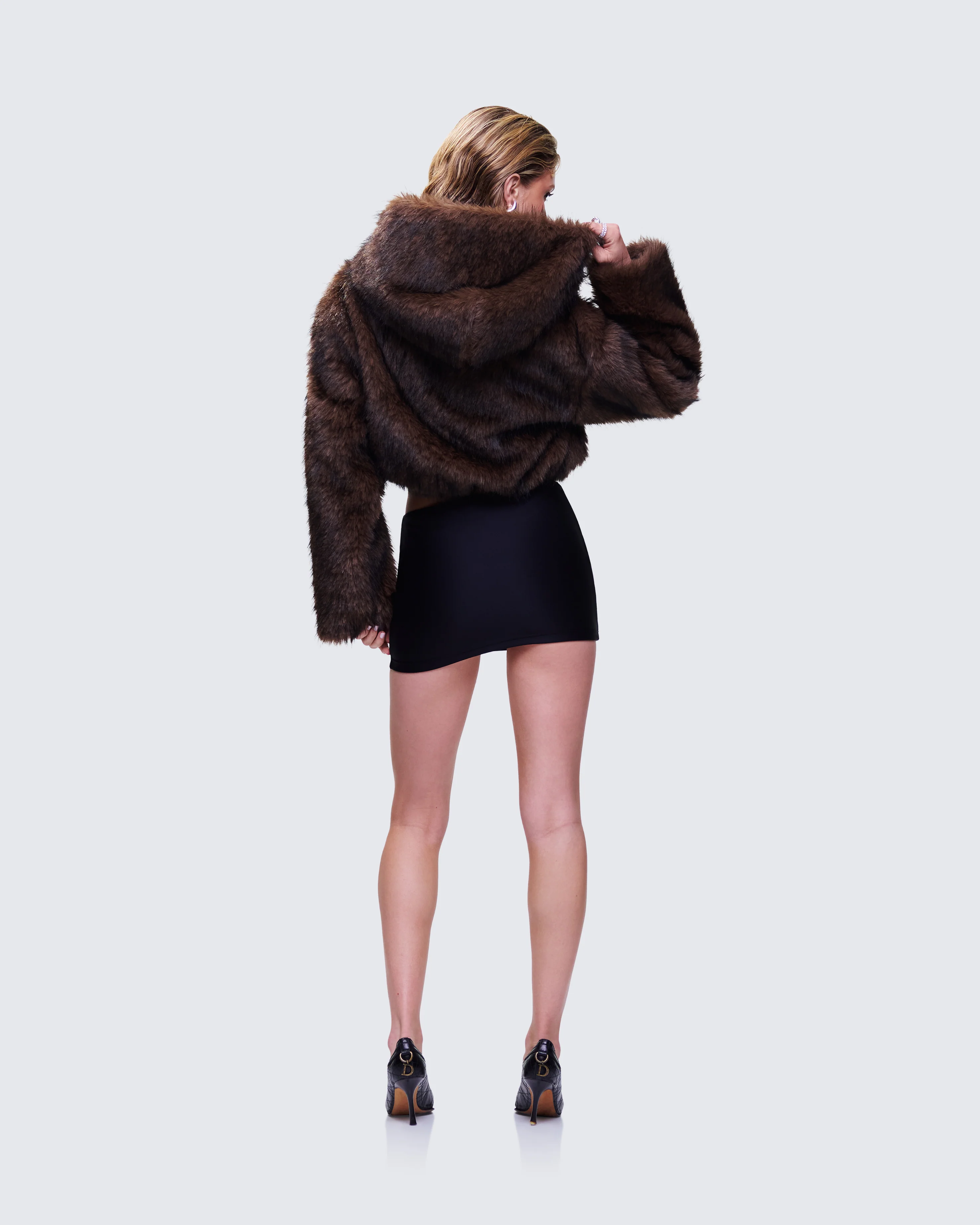 Monika Fur Set - Image 7