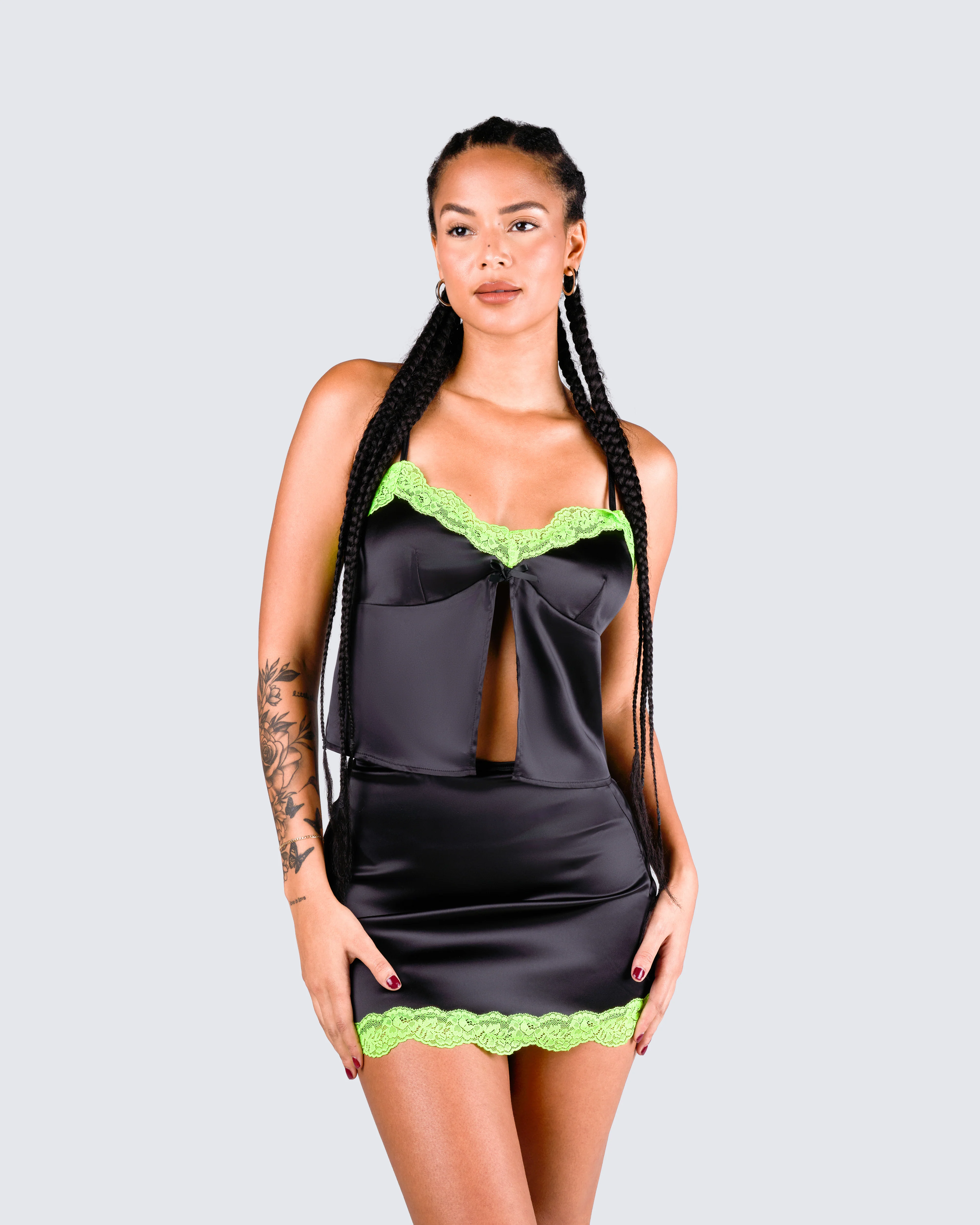 Nadya Noticeable Set - Image 9