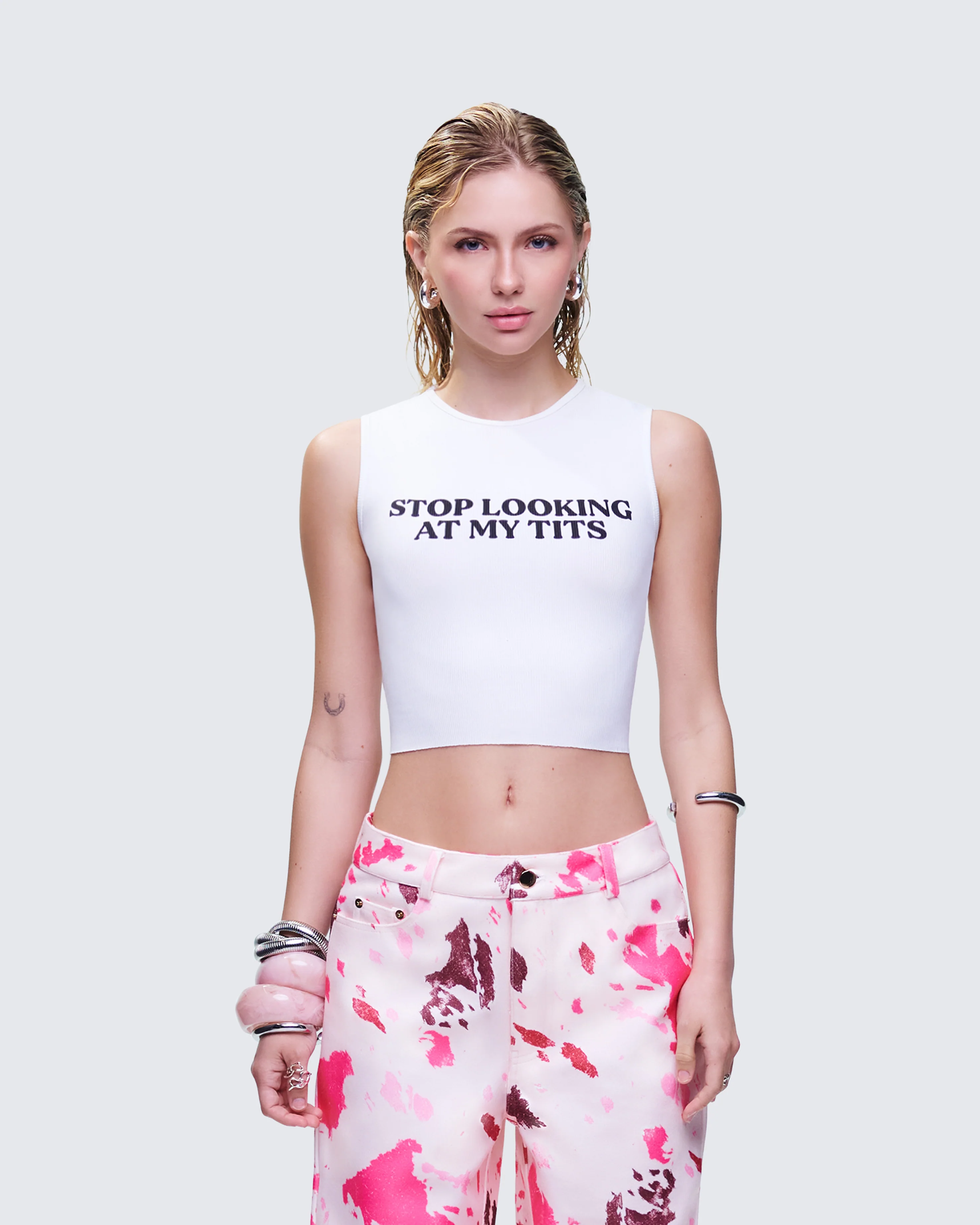Nicolette White Rib Graphic Top - Image 2