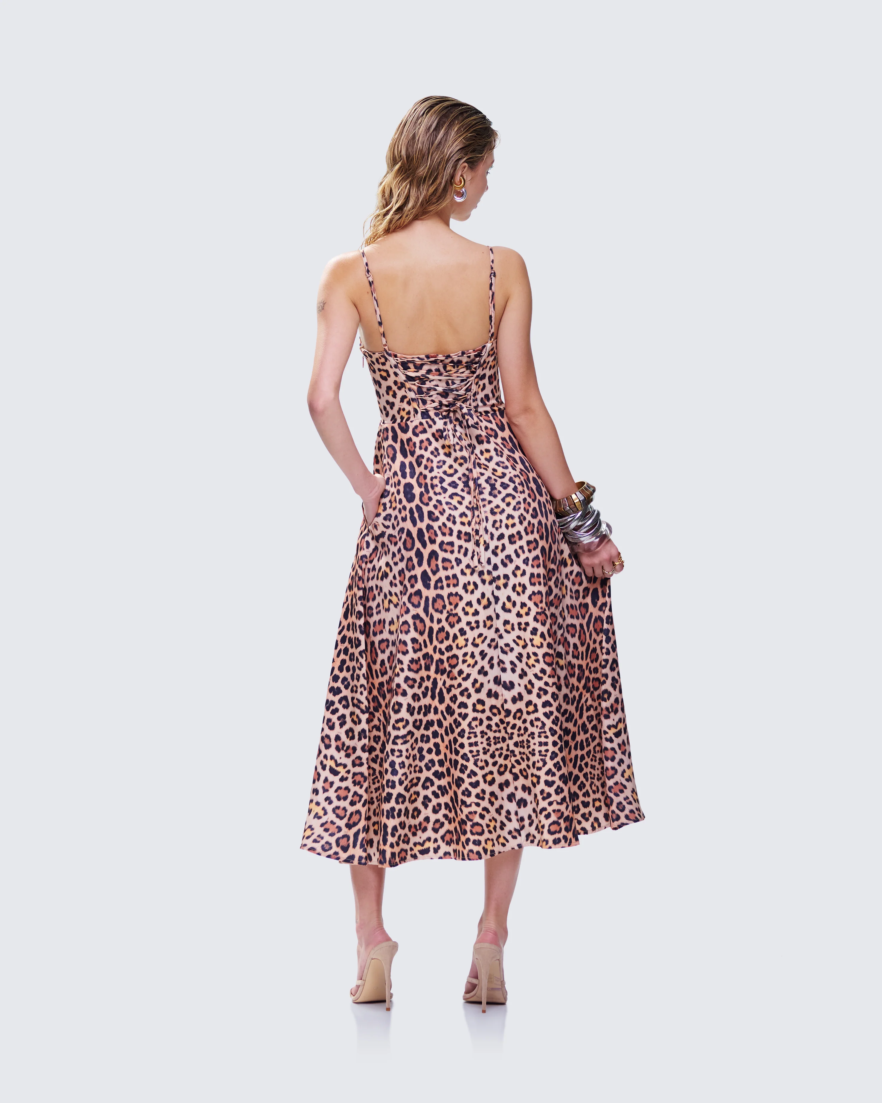 Novella Leopard Print Midi Dress - Image 7