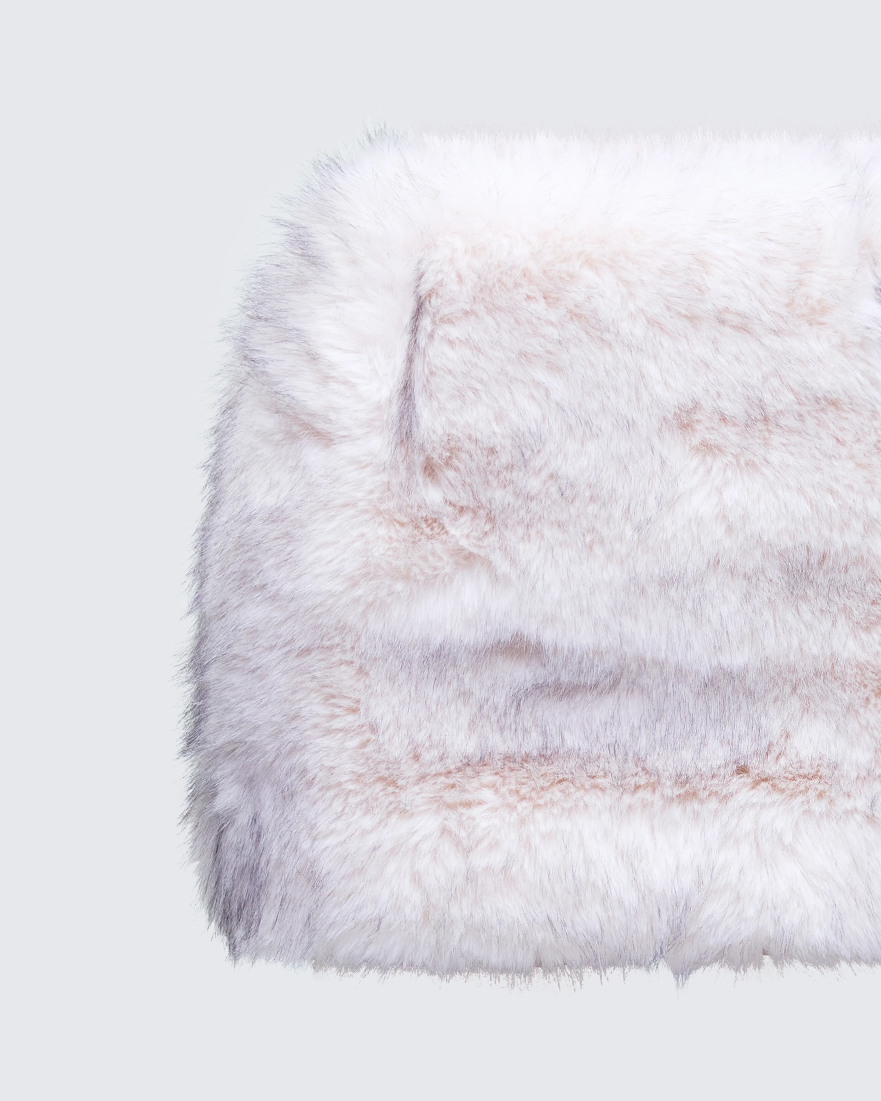 Salina Fur Set  - Image 7