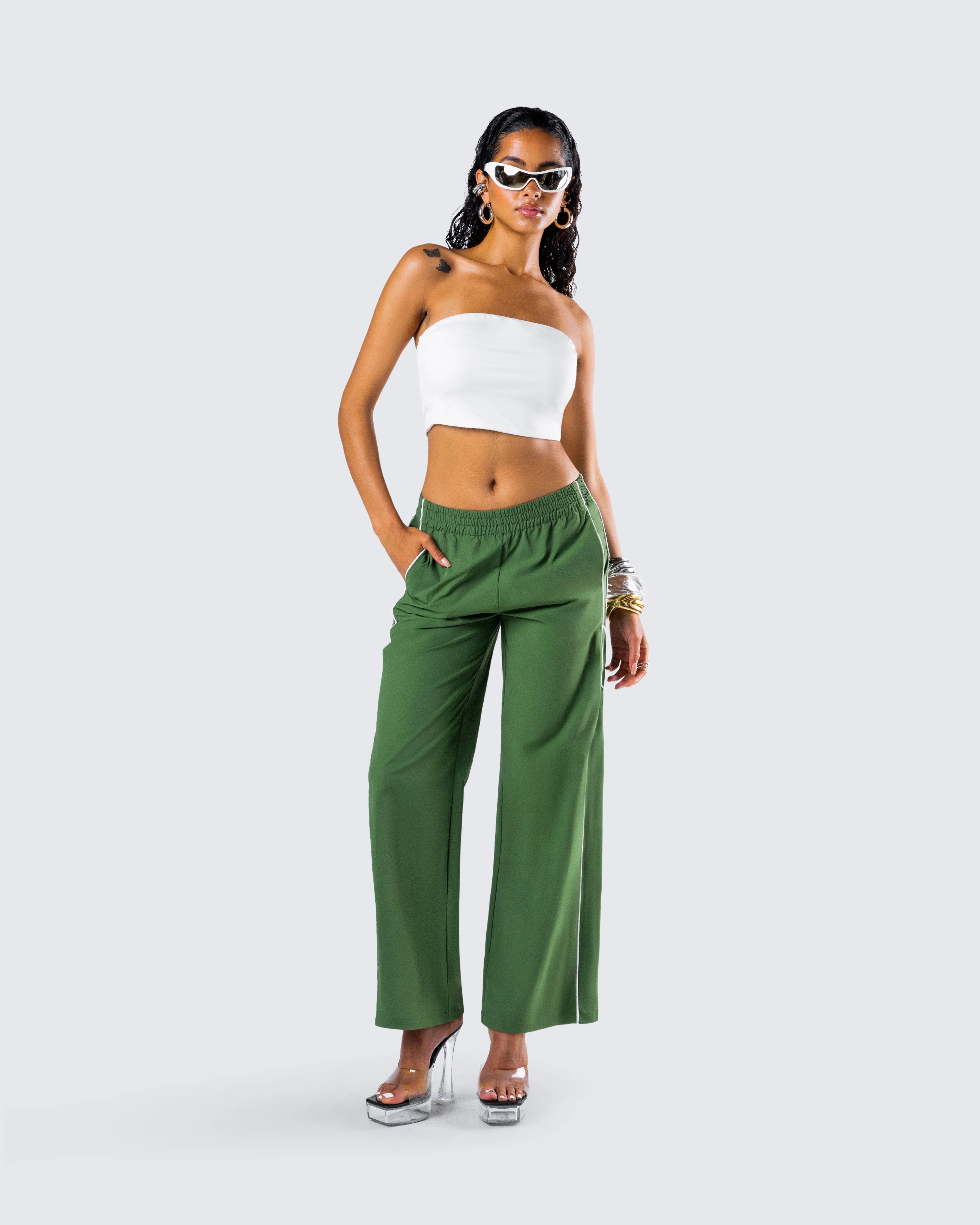 Sidonia Baggy Green Track Pants - Image 9