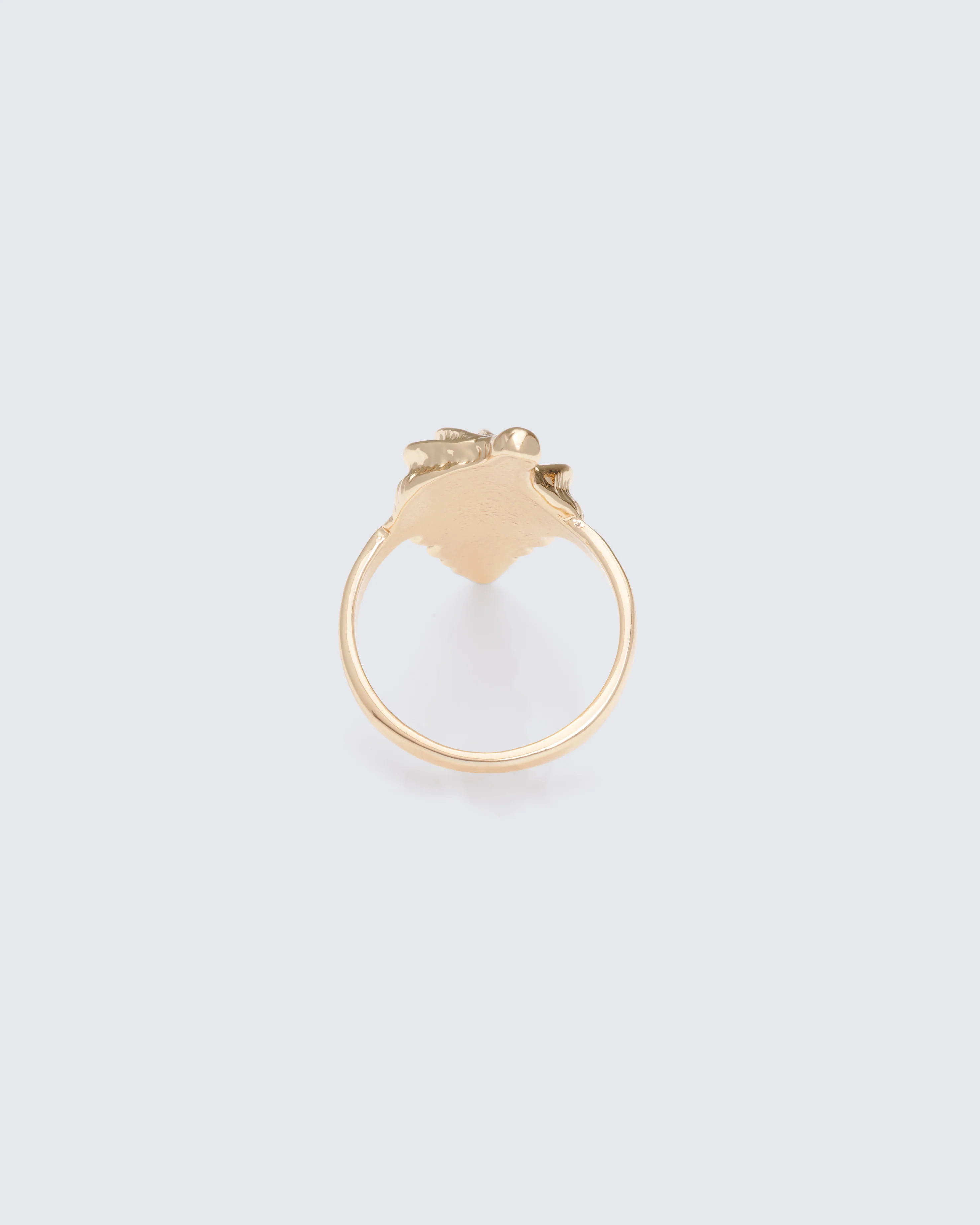 Skadi Gold Seashell Ring - Image 2
