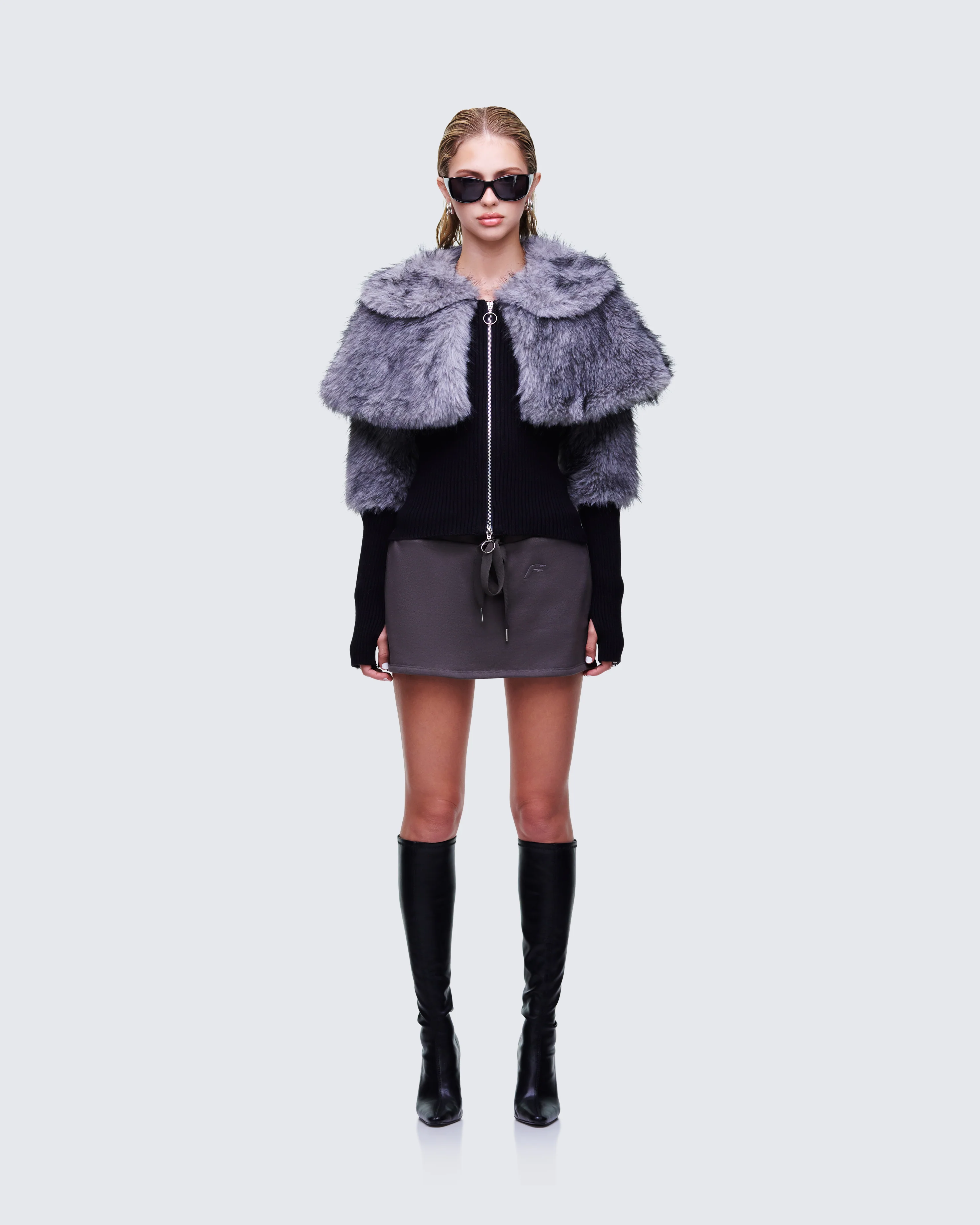 Talia Toggled Set - Image 2