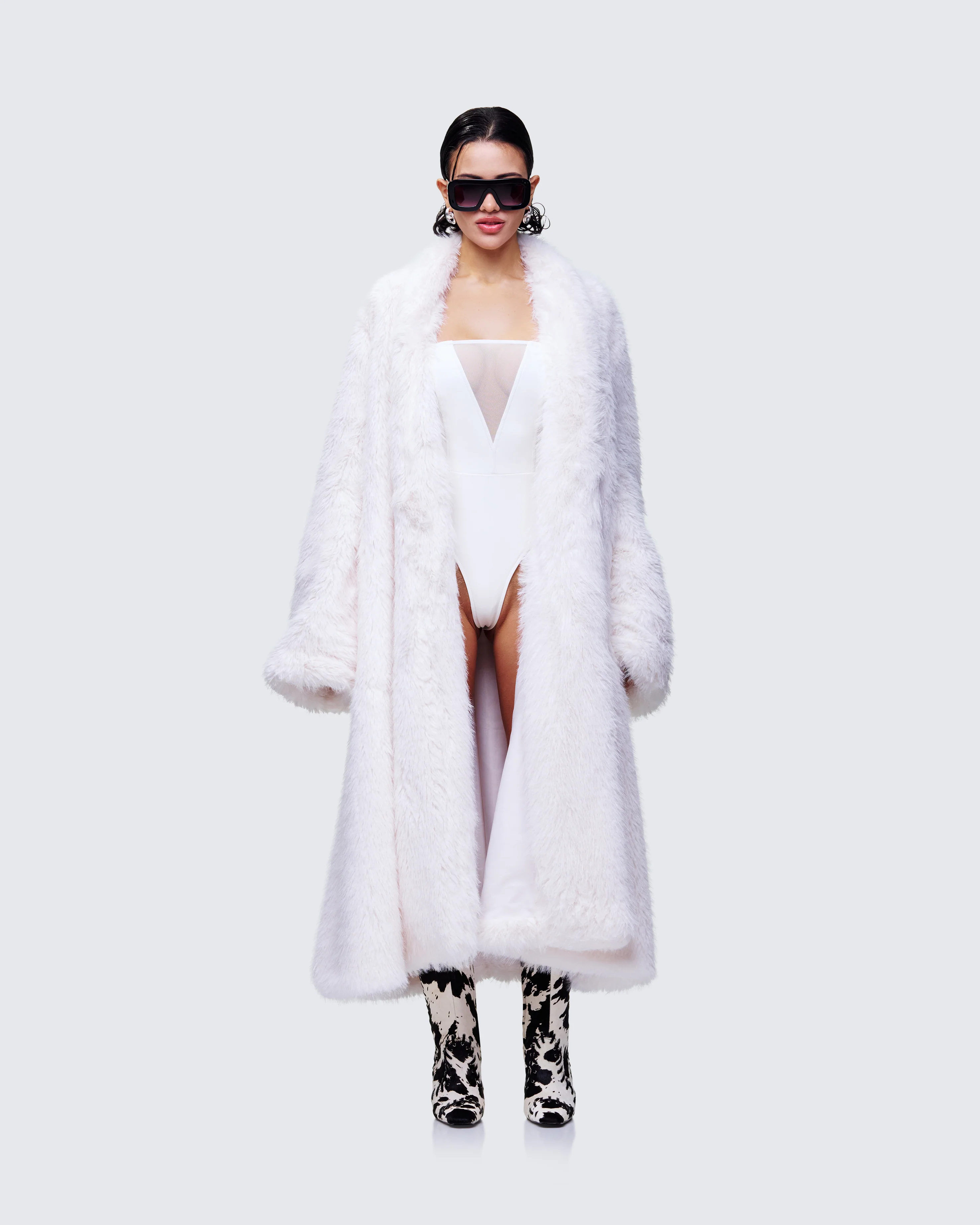 Trista Ivory Faux Fur Coat - Image 2