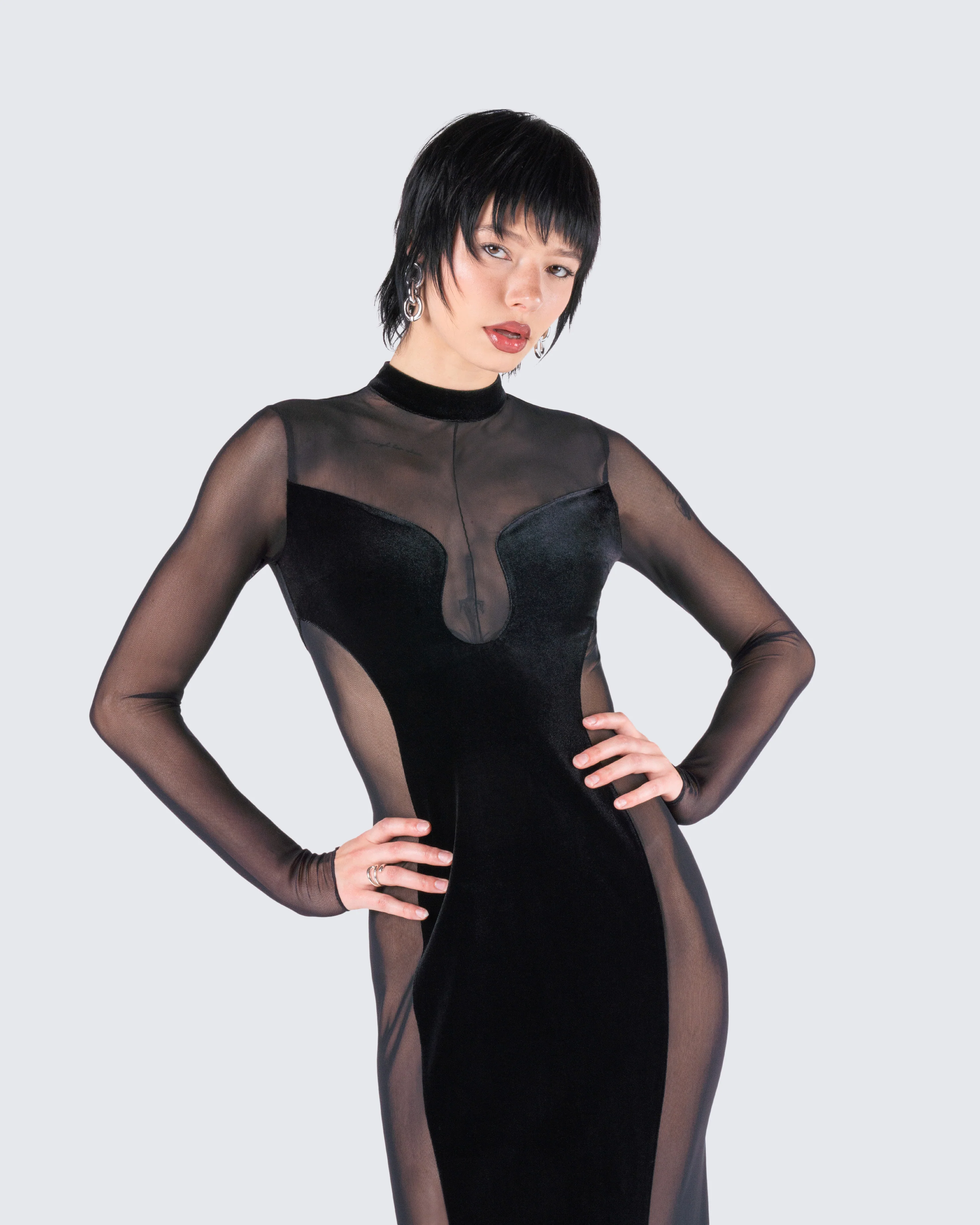 Wilma Black Velvet Paneled Gown - Image 9