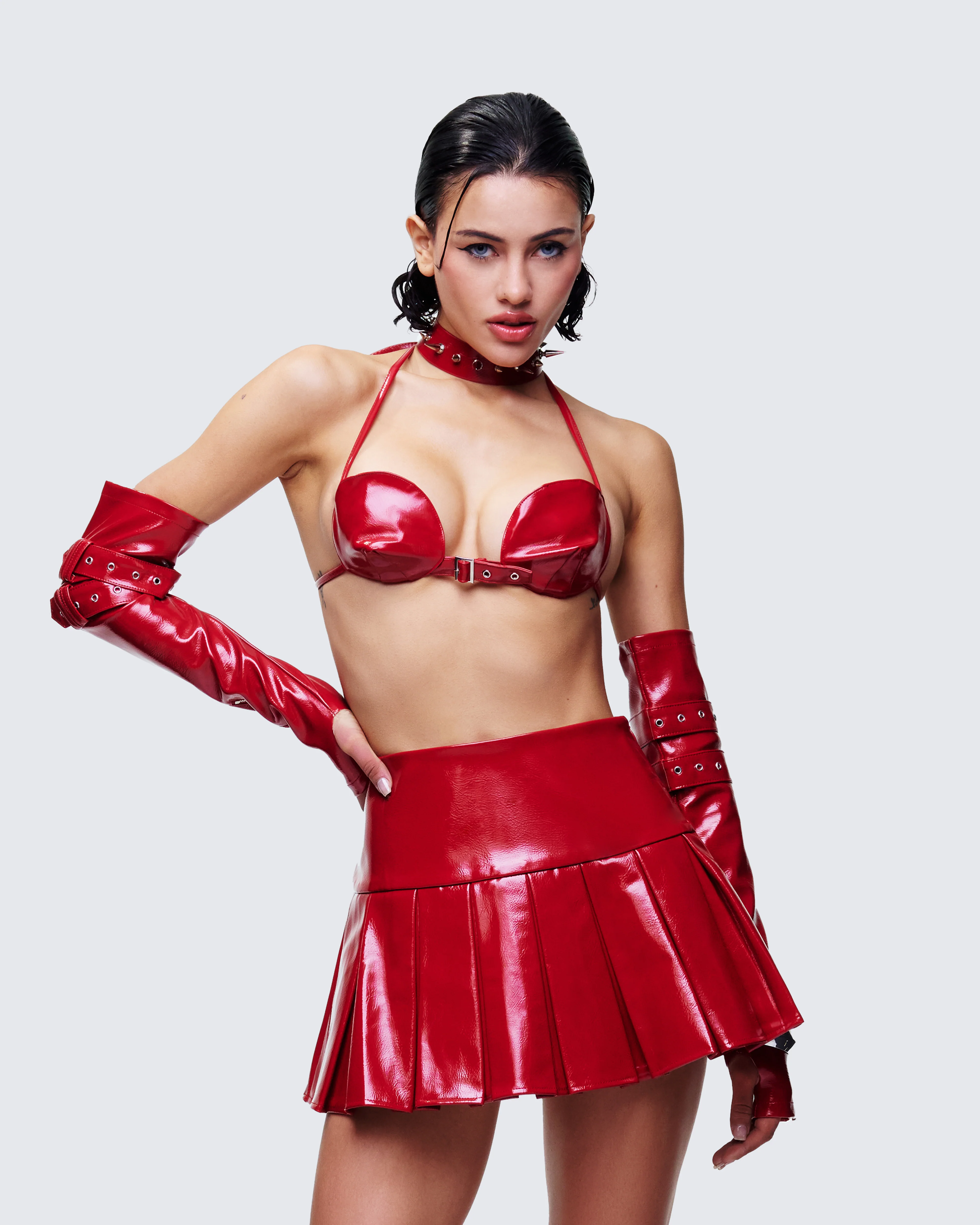 Zaynah Red Vinyl Cone Cup Bra, Choker & Gloves - Image 3