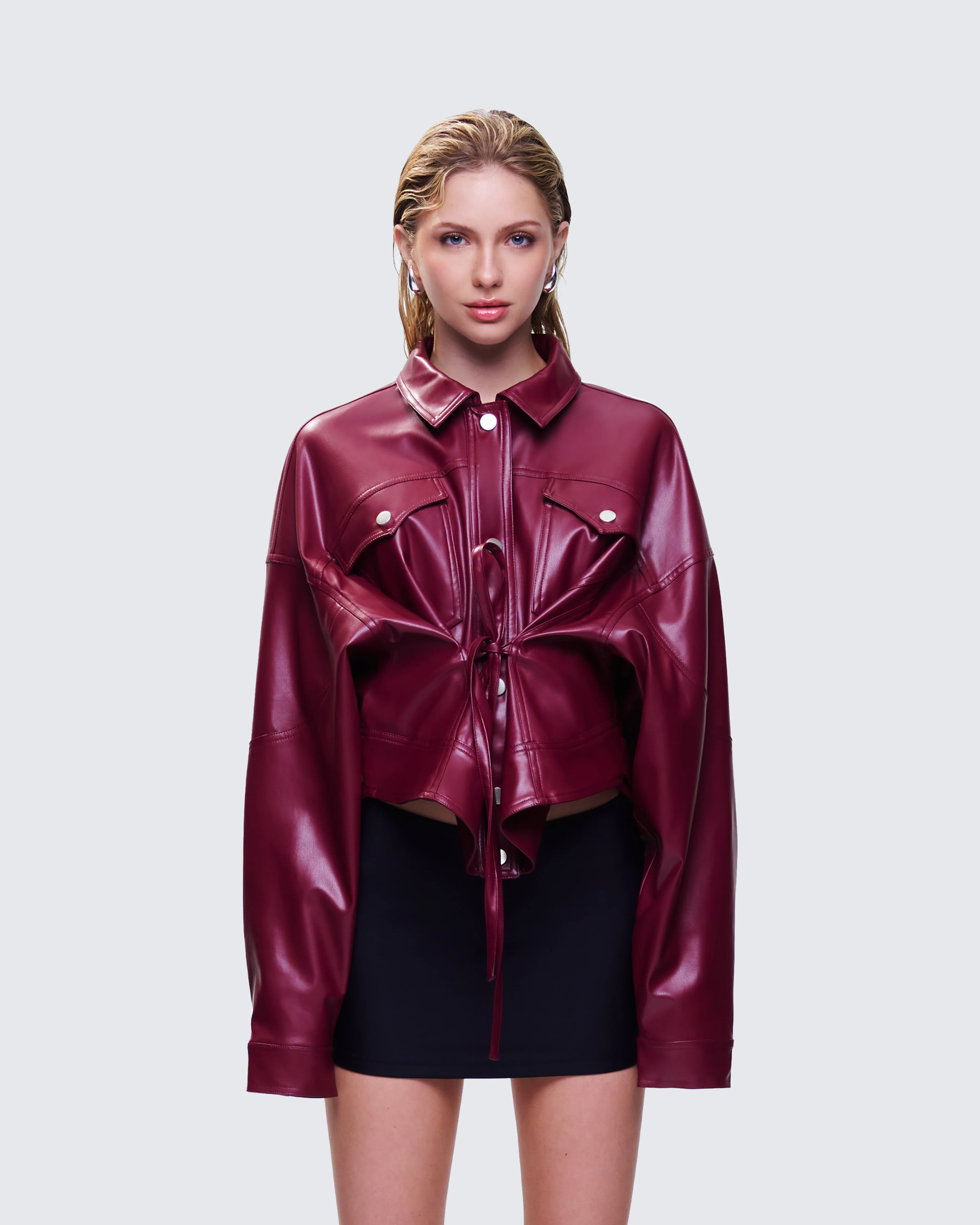 Zui Maroon Vegan Leather Oversized Cropped Jacket - Image 4